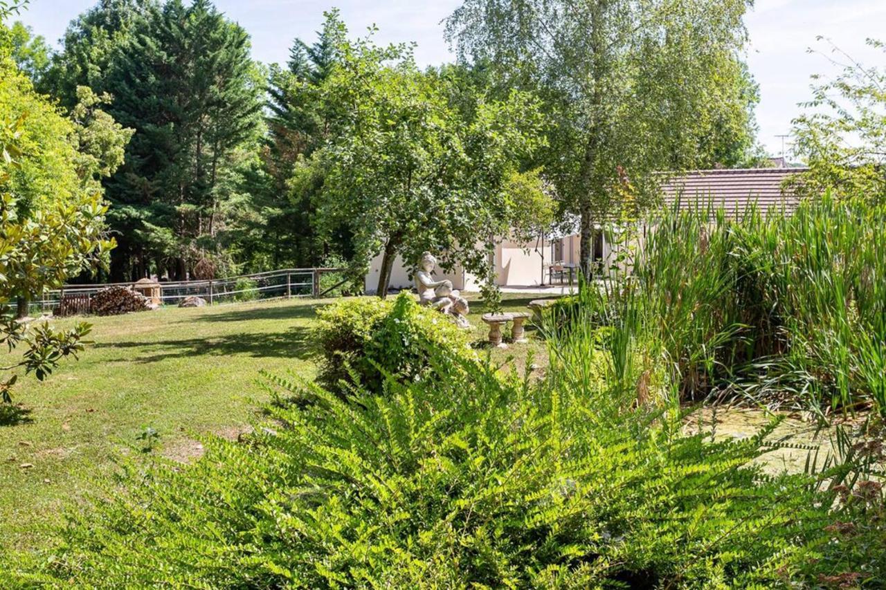 La Grignotiere Lodge & Spa Crecy-la-Chapelle Exteriér fotografie